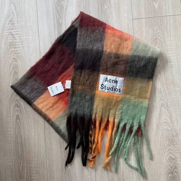 Acne studios scarf - Picture 2 of 4
